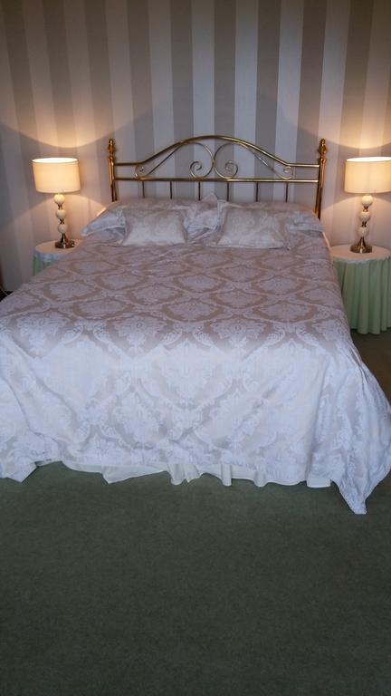 Balnacraig Bed and Breakfast Saline Eksteriør billede